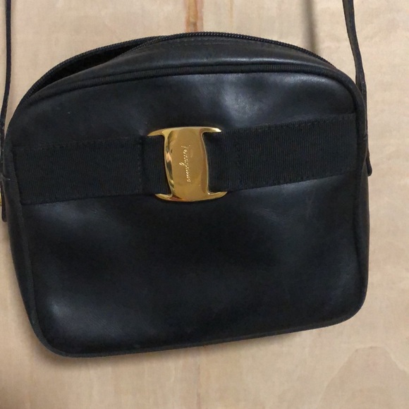 Vintage Salvatore Ferragamo black shoulder bag small - Picture 2 of 11